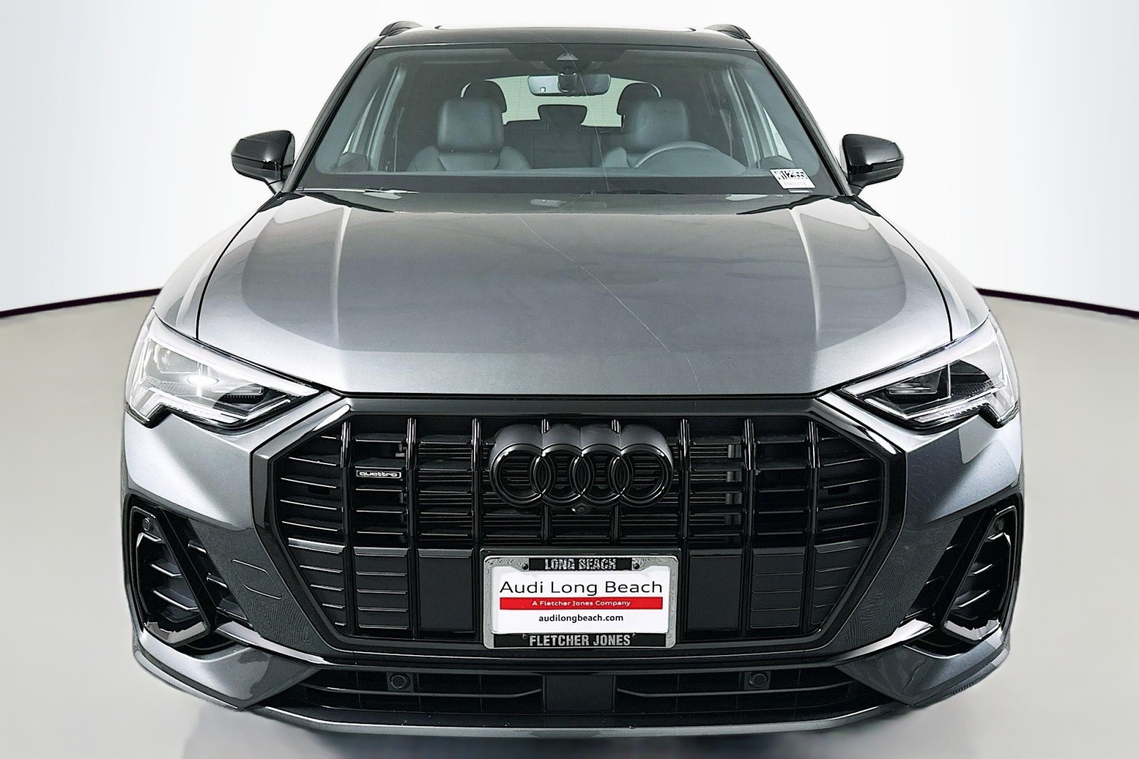 2025 Audi Q3 S line Premium Plus photo 2