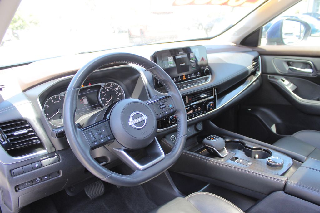 2023 Nissan Rogue SL photo 14