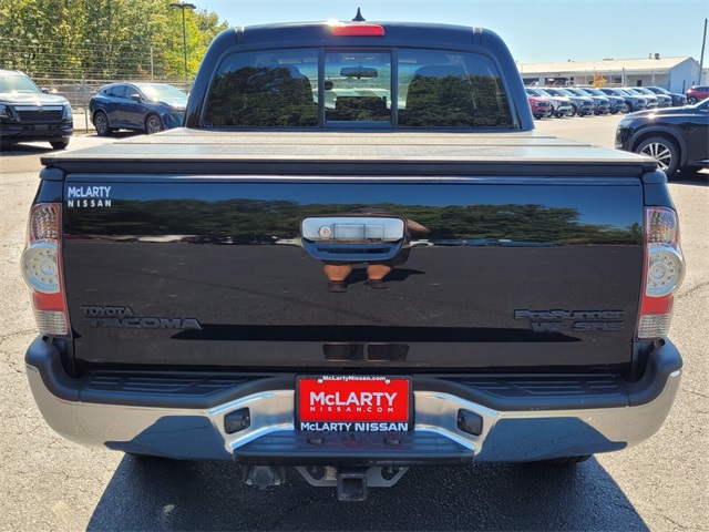 2015 Toyota Tacoma PreRunner V6 photo 3