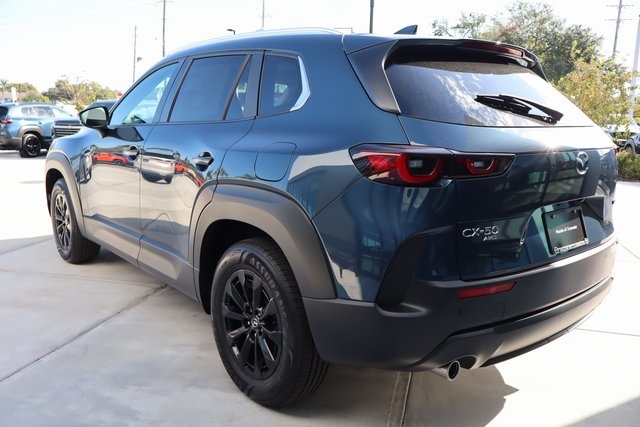2026 Mazda CX-50 2.5 Preferred photo 2