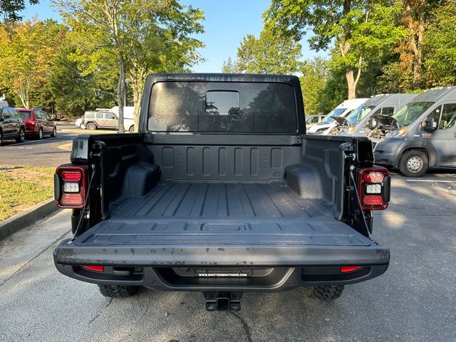 2025 Jeep Gladiator Sport photo 11