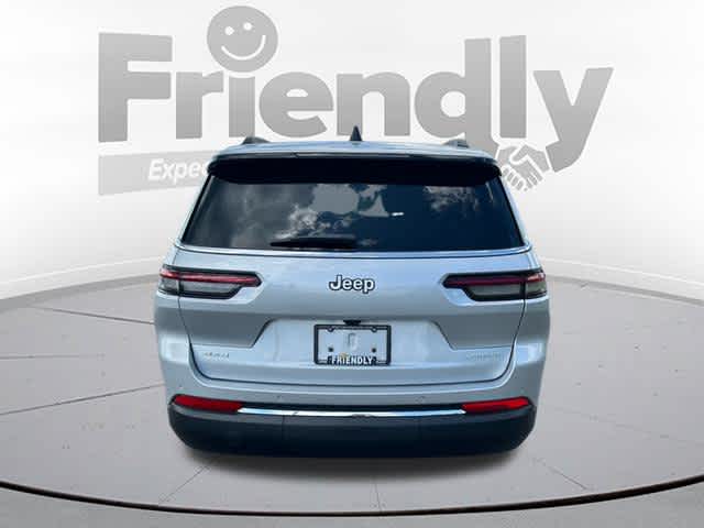 2025 Jeep Grand Cherokee Laredo X photo 4