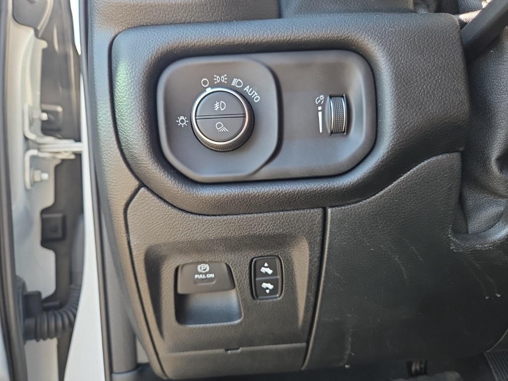 2021 Ram 1500 Big Horn Lone Star photo 15