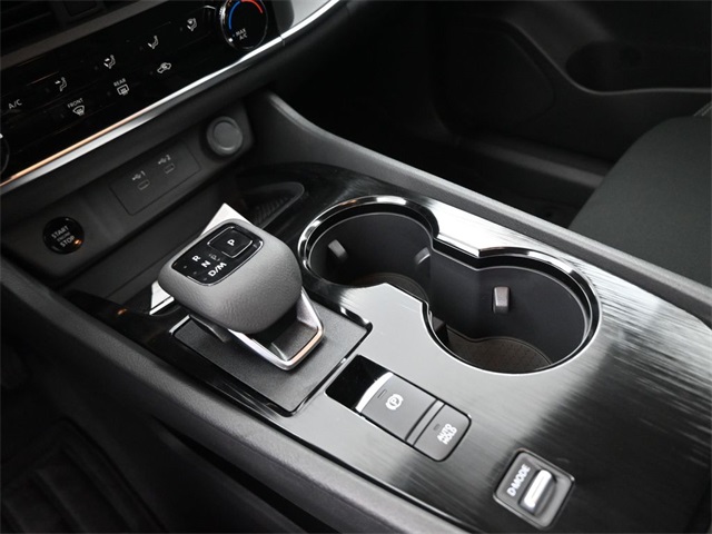 2026 Nissan Rogue S photo 28