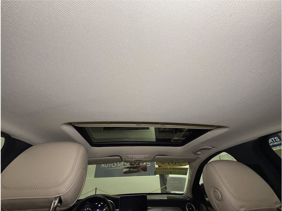 2019 Mercedes Benz C 300 photo 20