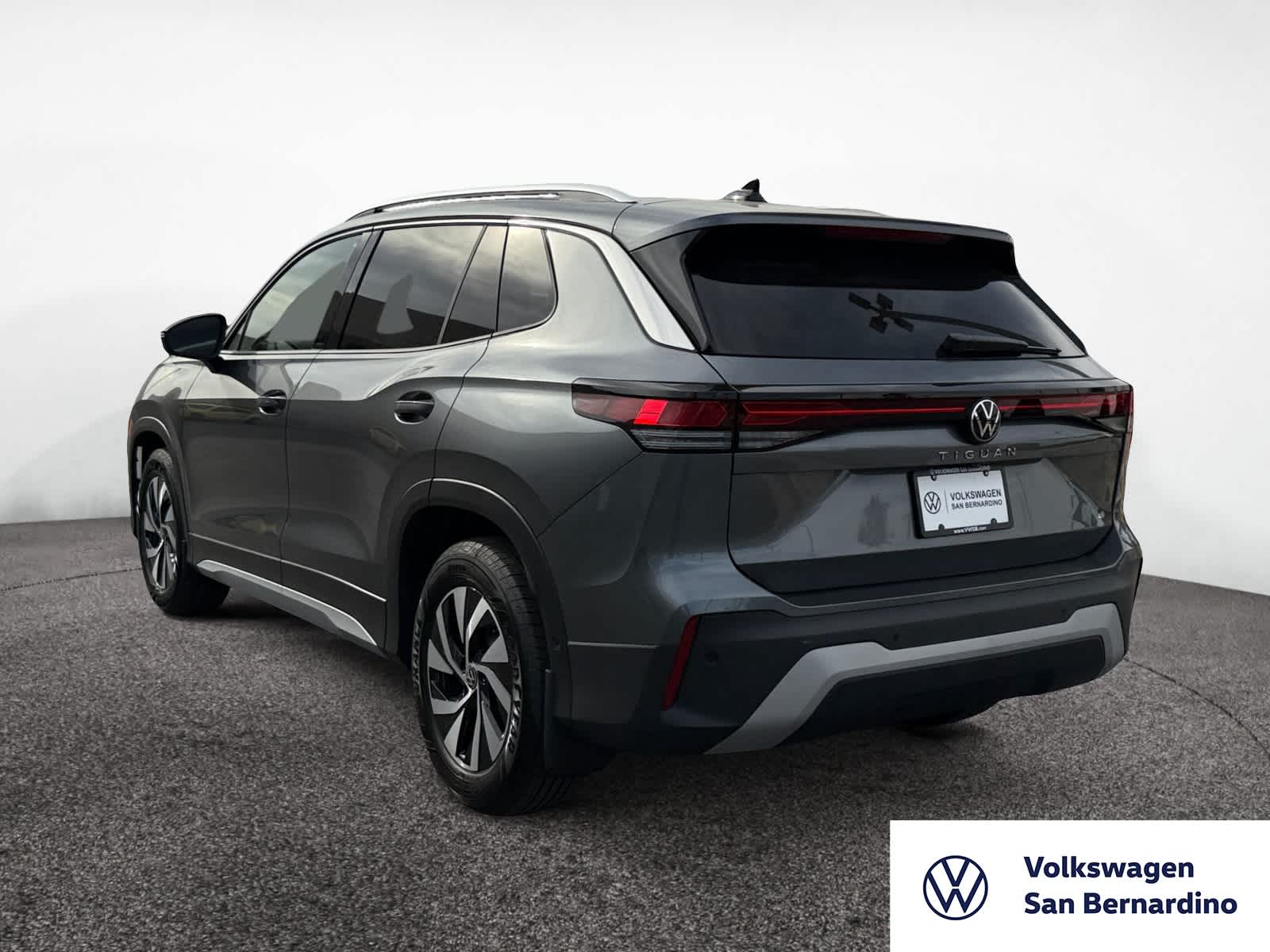 2026 Volkswagen Tiguan S photo 3