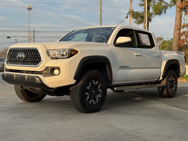 2019 Toyota Tacoma TRD Off-Road photo 3