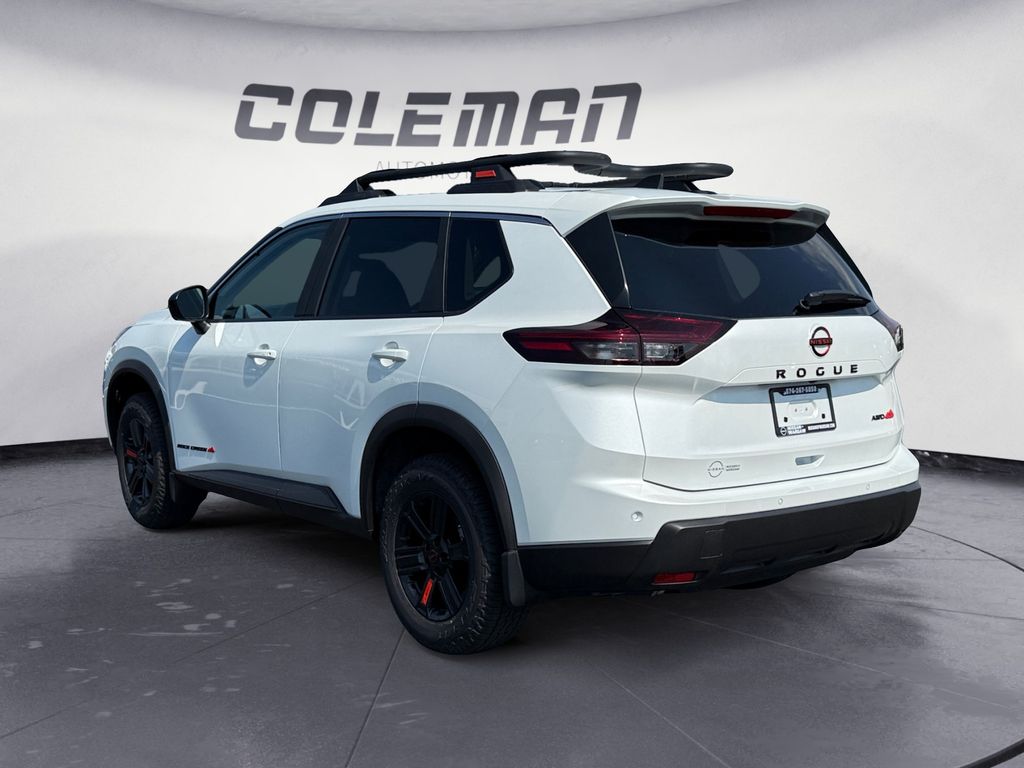 2026 Nissan Rogue SV photo 3