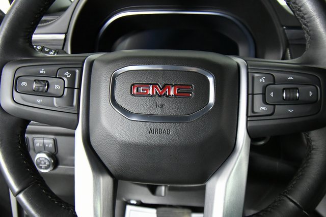 2023 Gmc Yukon SLT photo 2