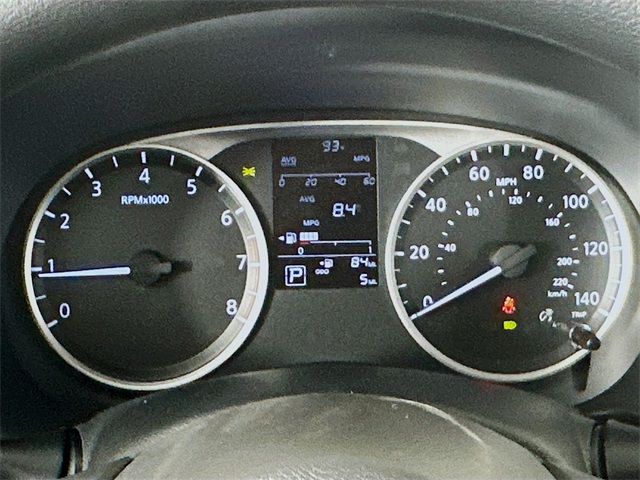 2025 Nissan Kicks Play S photo 2
