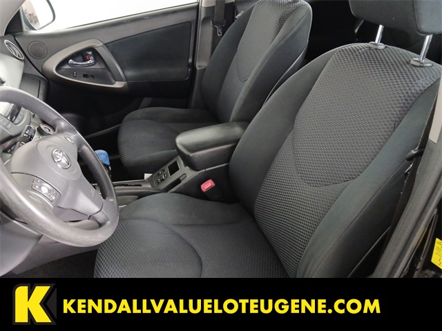 2010 Toyota RAV4 Sport photo 4
