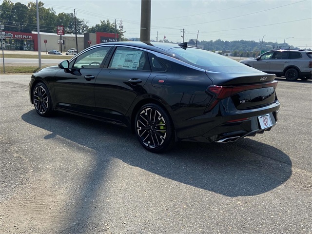 2026 Kia K5 GT photo 4