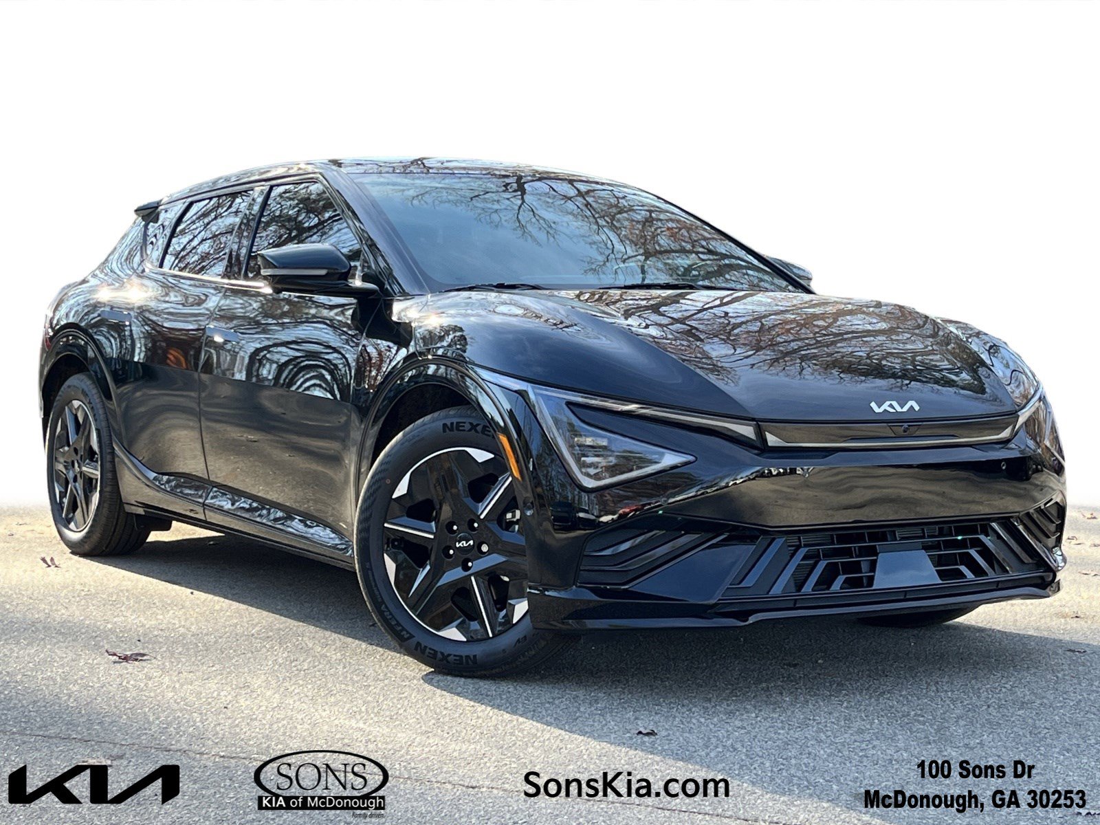 2025 Kia EV6 GT-Line's photo