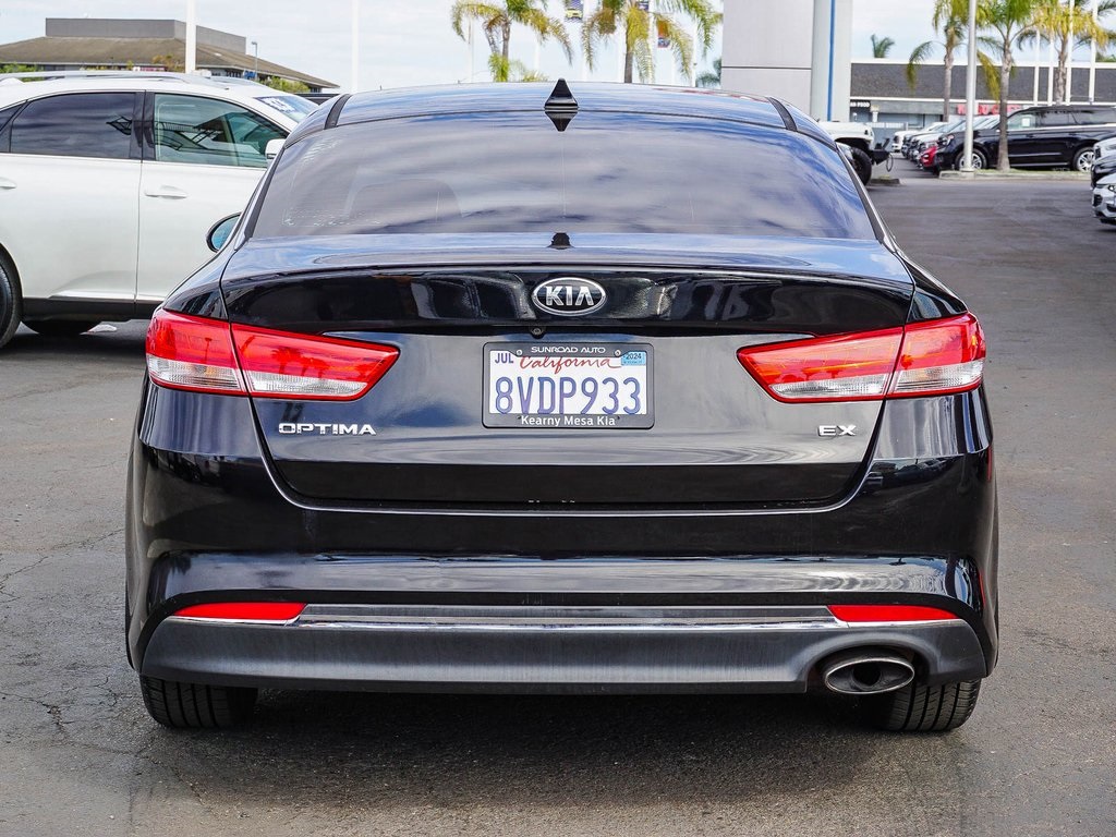 2016 Kia Optima EX photo 2