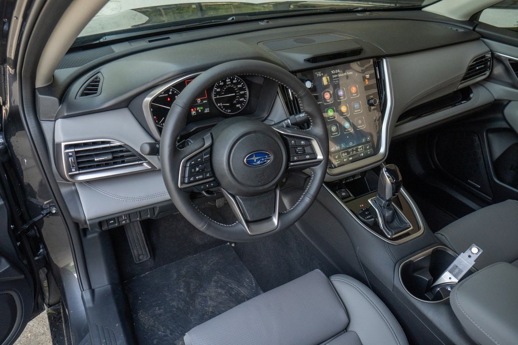 2025 Subaru Legacy Limited photo 8