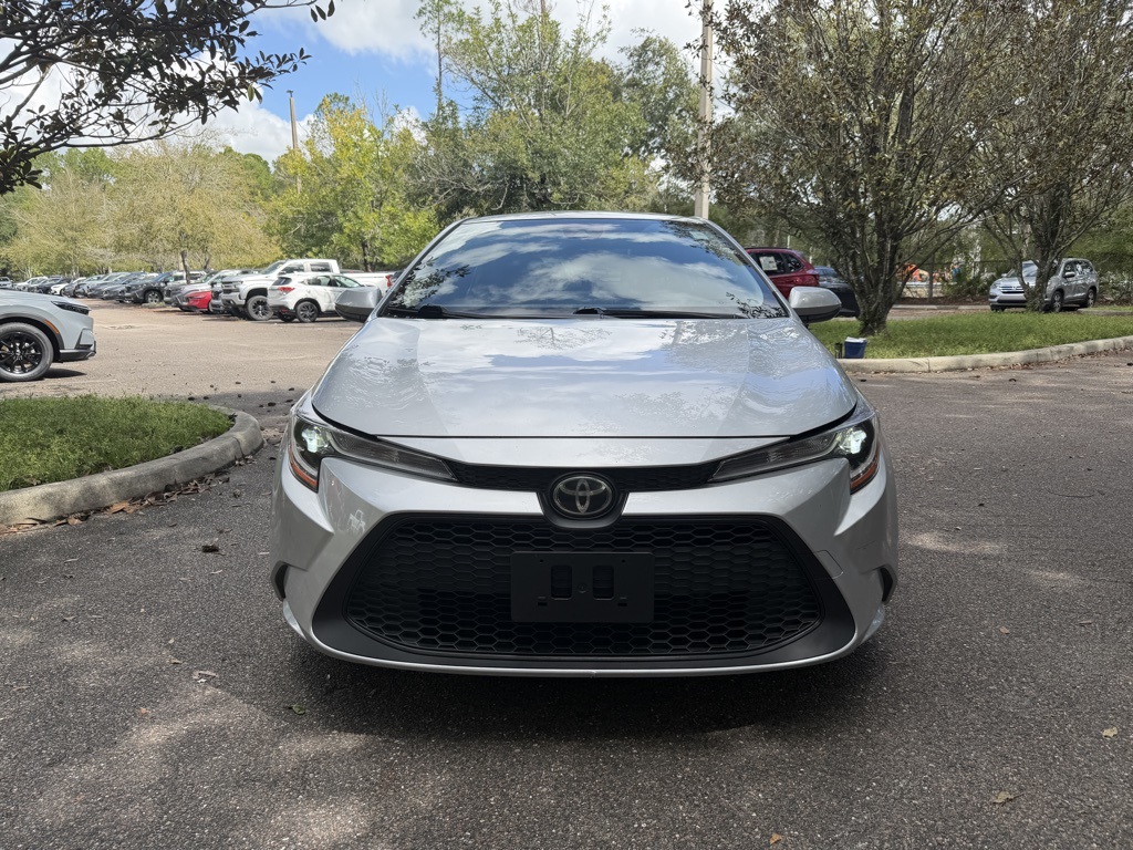 2020 Toyota Corolla LE photo 2