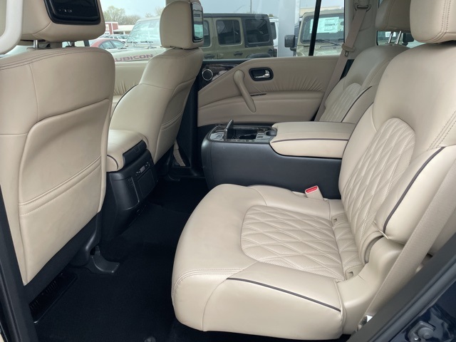 2023 Nissan Armada Platinum photo 7