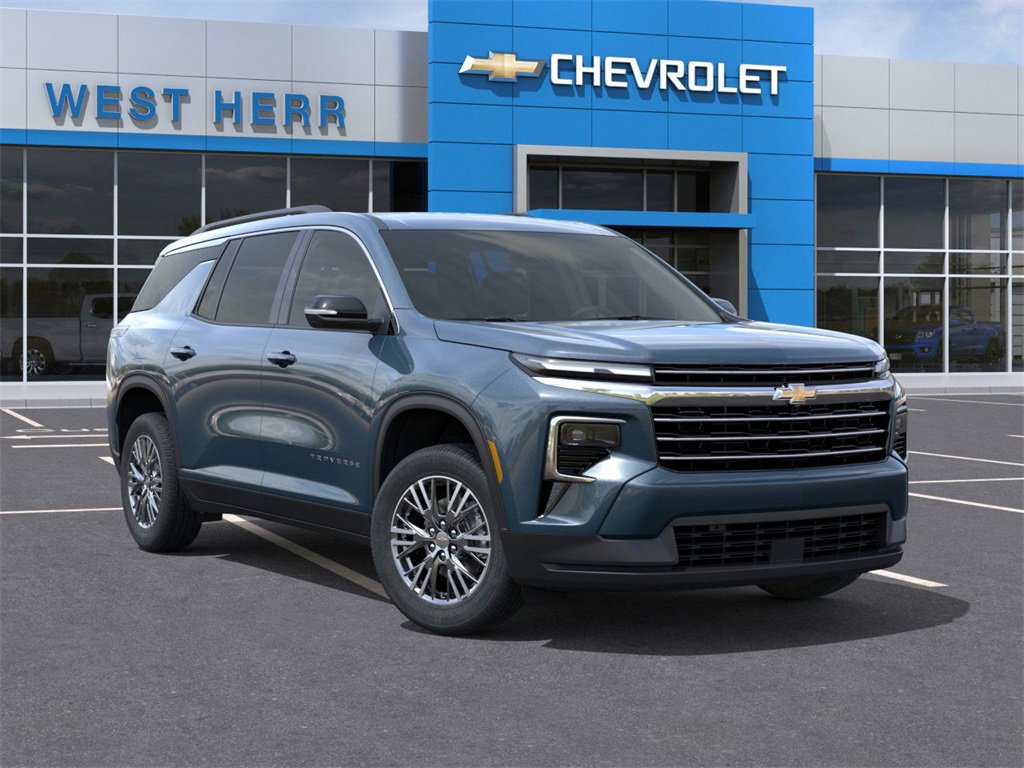 2026 Chevrolet Traverse photo 3