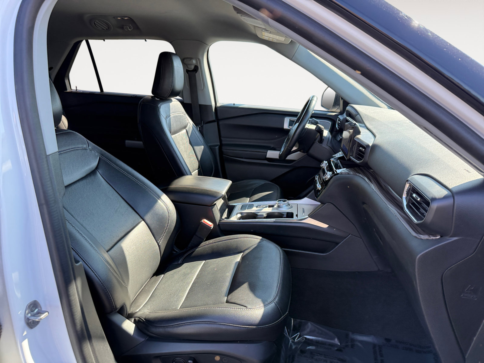 2022 Ford Explorer Limited photo 19