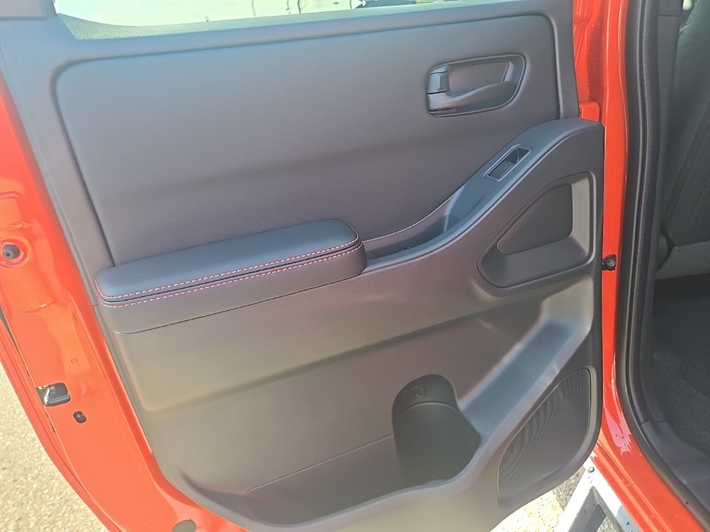 2026 Nissan Frontier Crew Cab PRO-4X photo 30