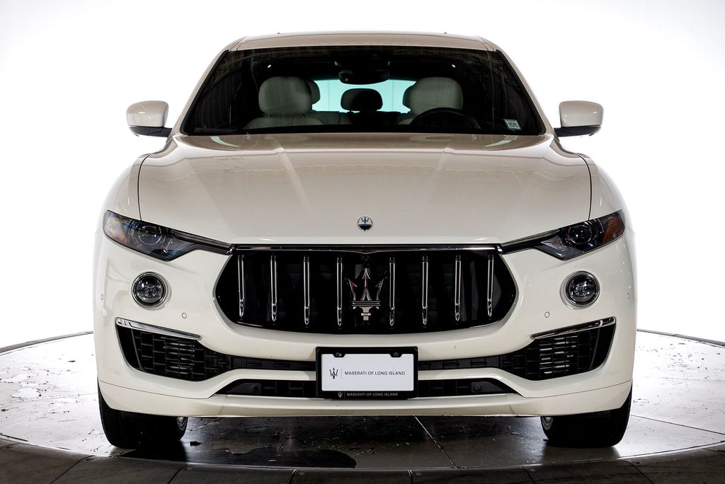 2022 Maserati Levante GT photo 8