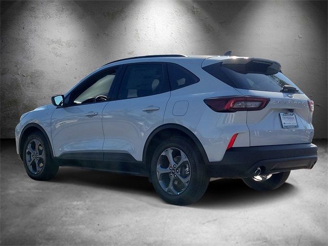 2025 Ford Escape ST-Line photo 2