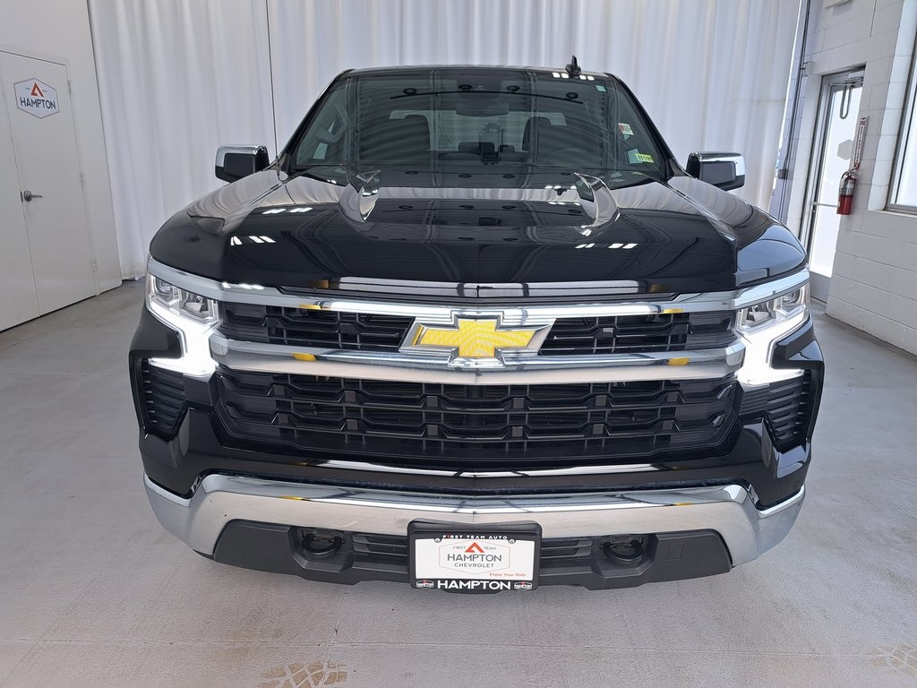 2025 Chevrolet Silverado 1500 LT photo 3