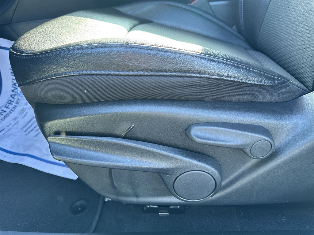 2024 Jeep Compass Latitude photo 17