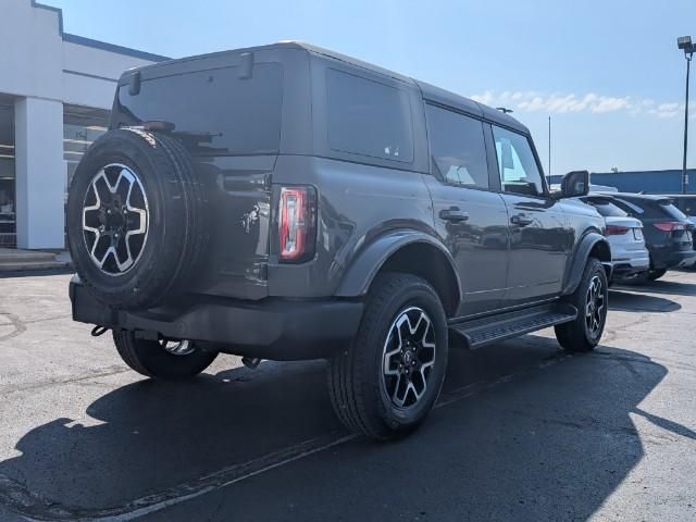 2025 Ford Bronco Outer Banks photo 30