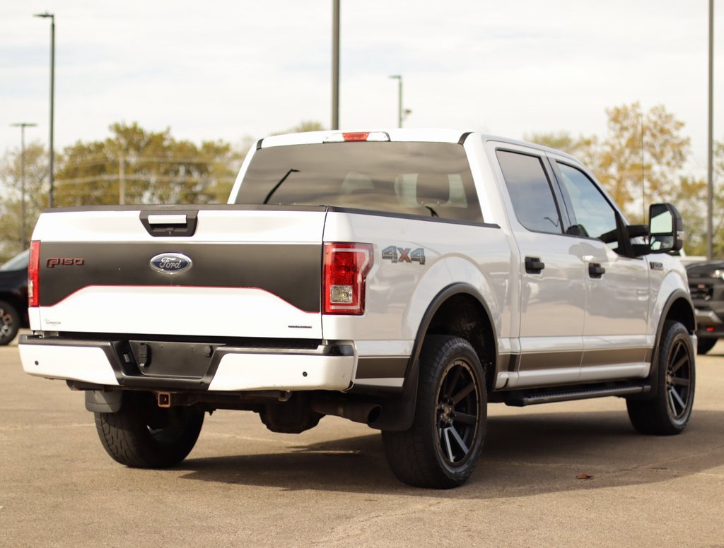2015 Ford F-150 XLT photo 5