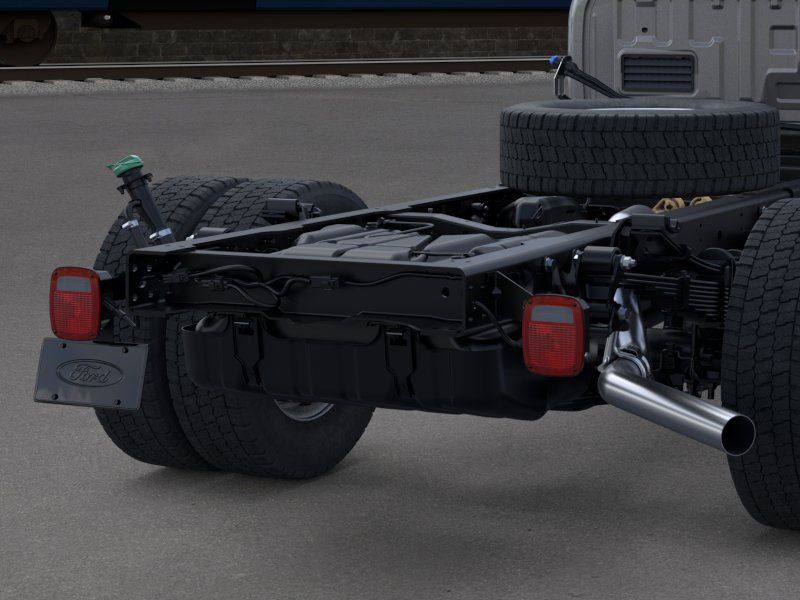 2026 Ford F-550 XLT photo 18