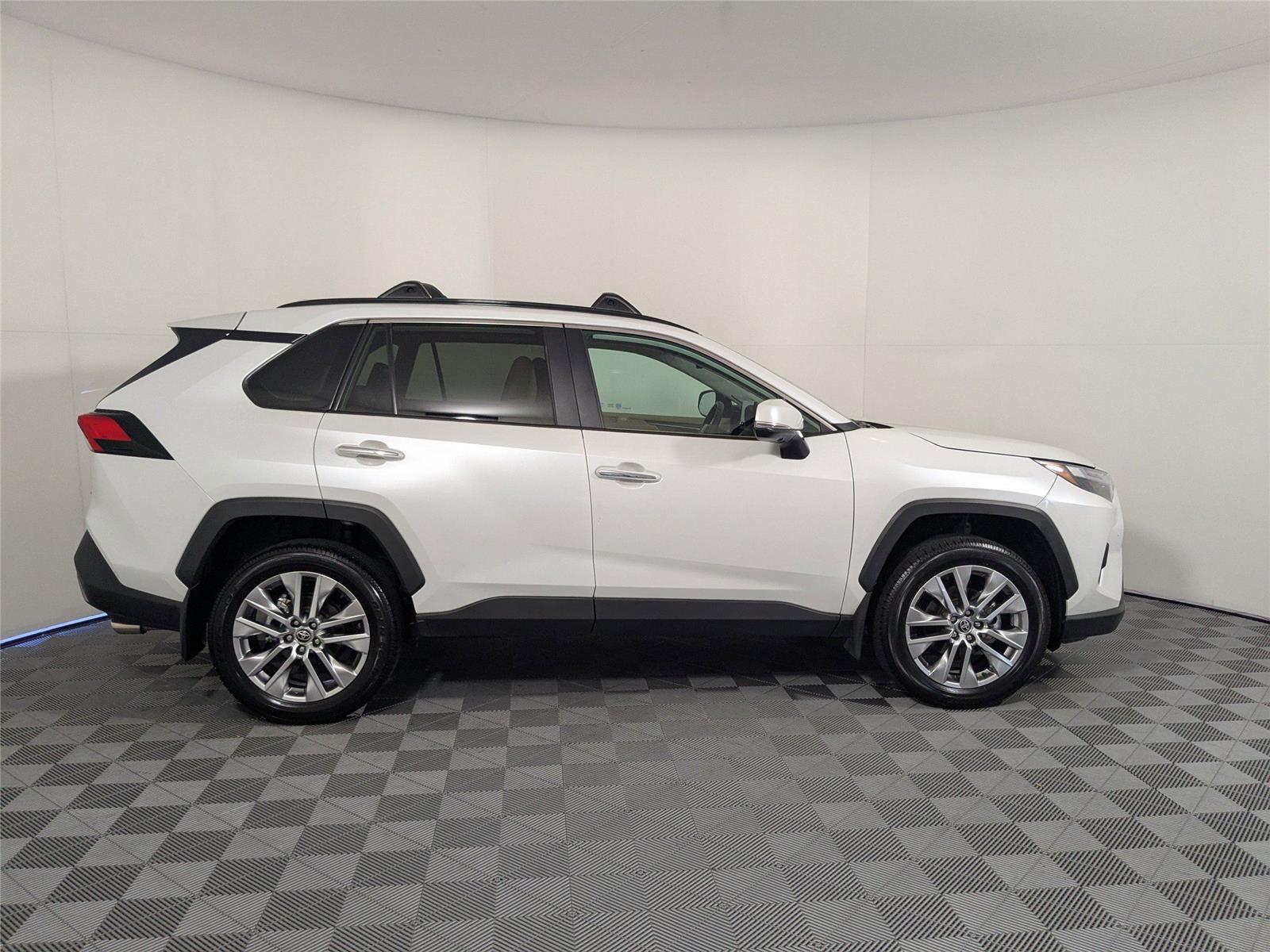 2024 Toyota RAV4 Limited photo 20