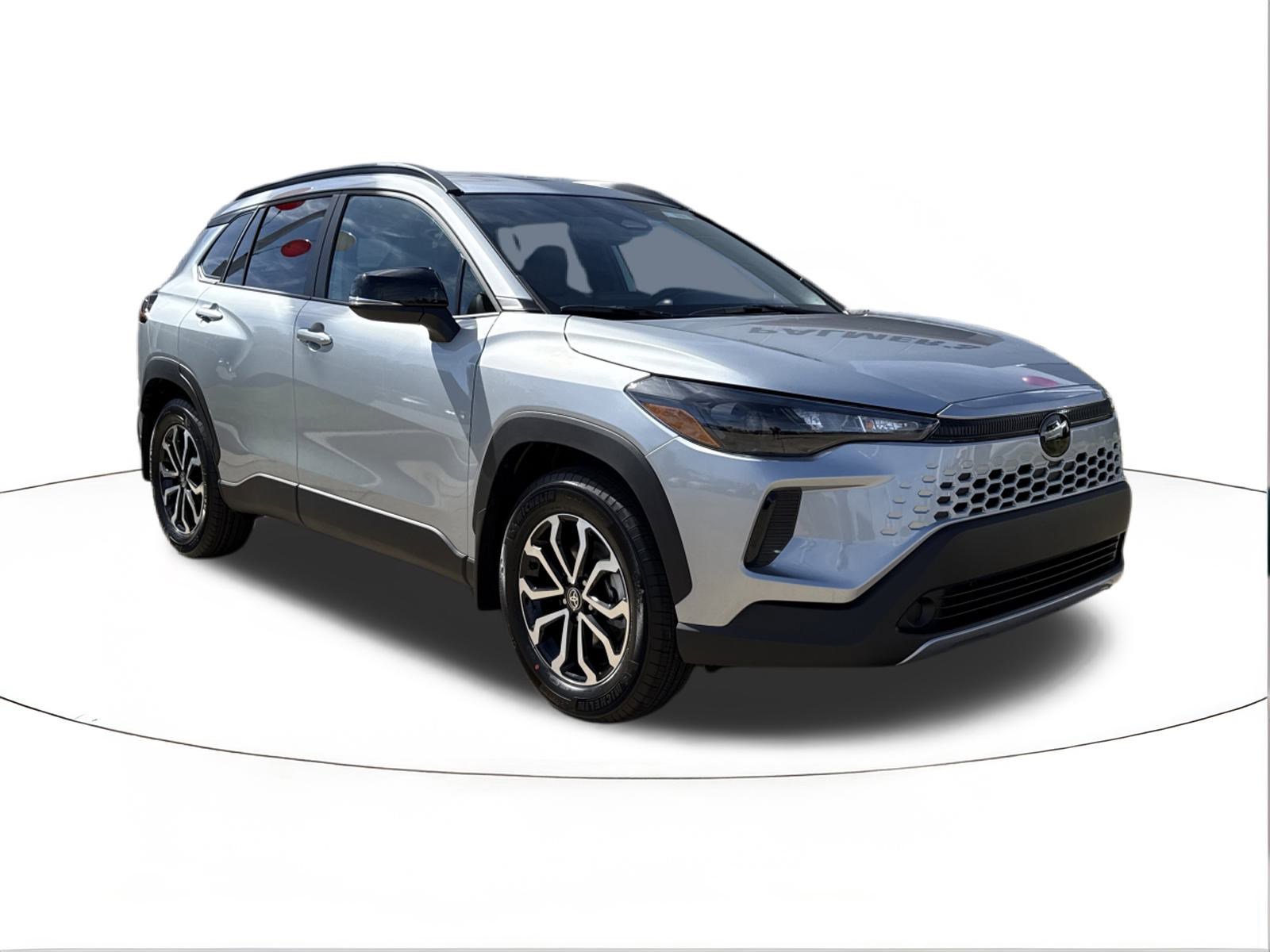 2026 Toyota Corolla Cross SE's photo