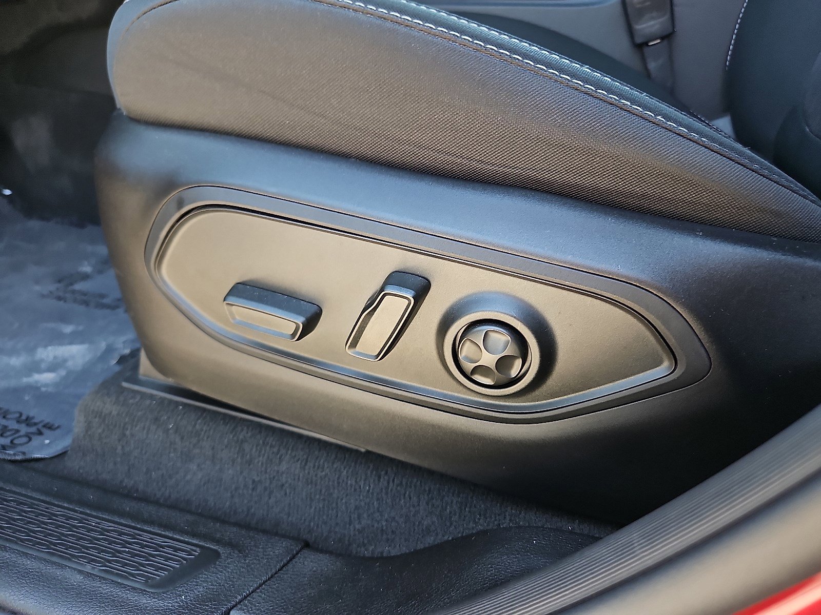 2025 Jeep Grand Cherokee Laredo X photo 23
