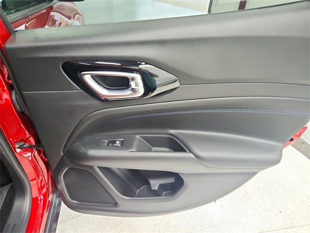 2025 Jeep Compass Latitude photo 33