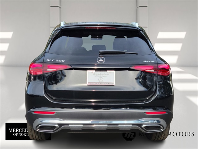 2026 Mercedes Benz GLC 300 4MATIC photo 3