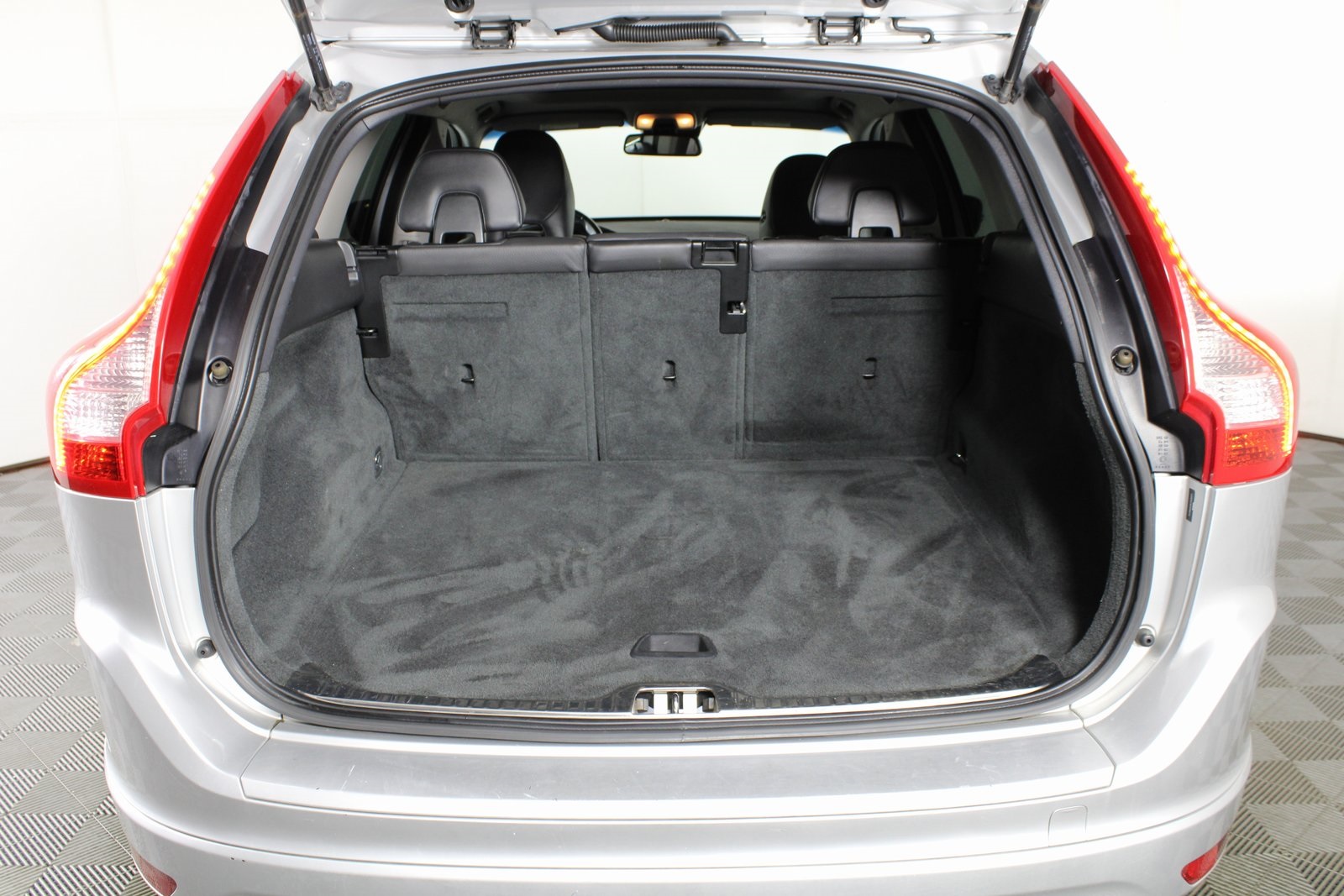 2014 Volvo XC60 T6 photo 12