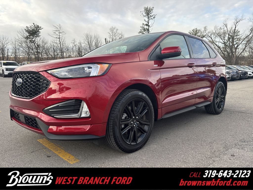 2024 Ford Edge ST-Line's photo