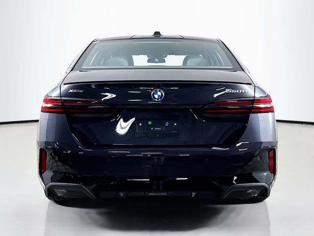 2026 Bmw 550e xDrive photo 6