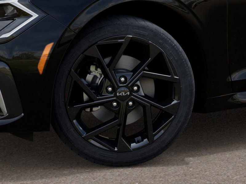 2026 Kia K5 GT-Line photo 8