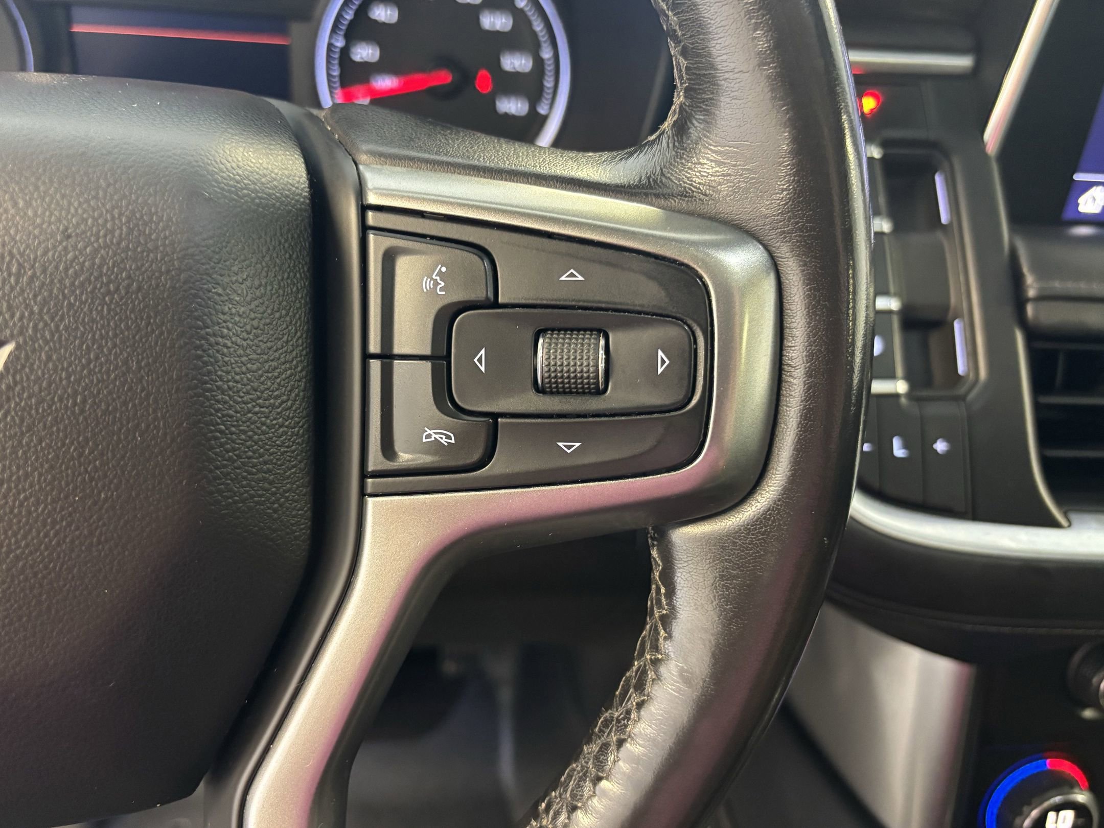 2021 Chevrolet Tahoe Z71 photo 31