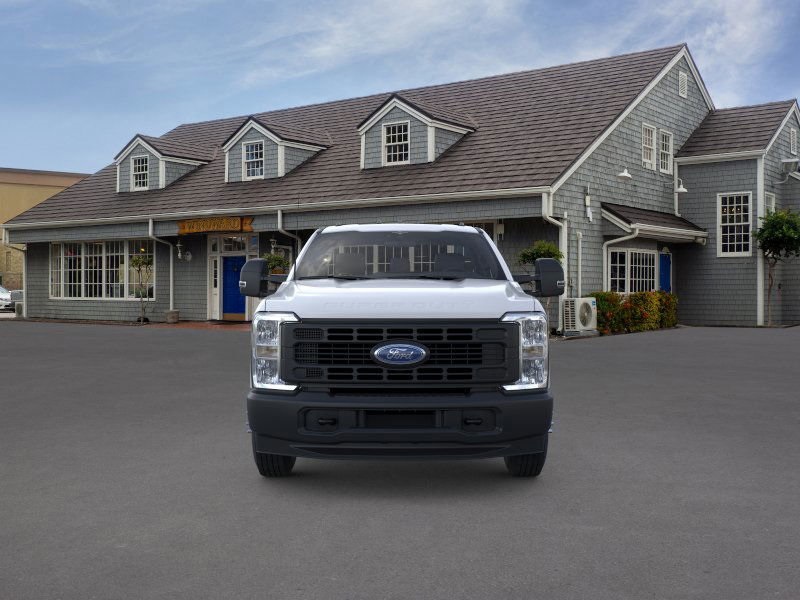 2025 Ford F-350 photo 2