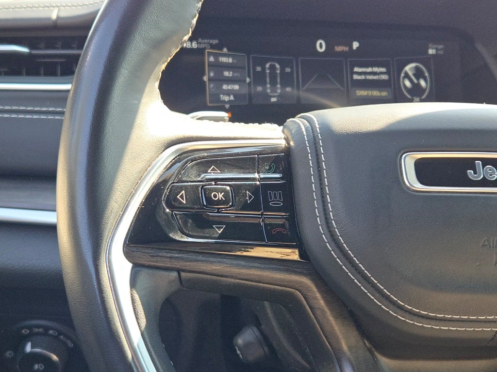 2021 Jeep Grand Cherokee Overland photo 30
