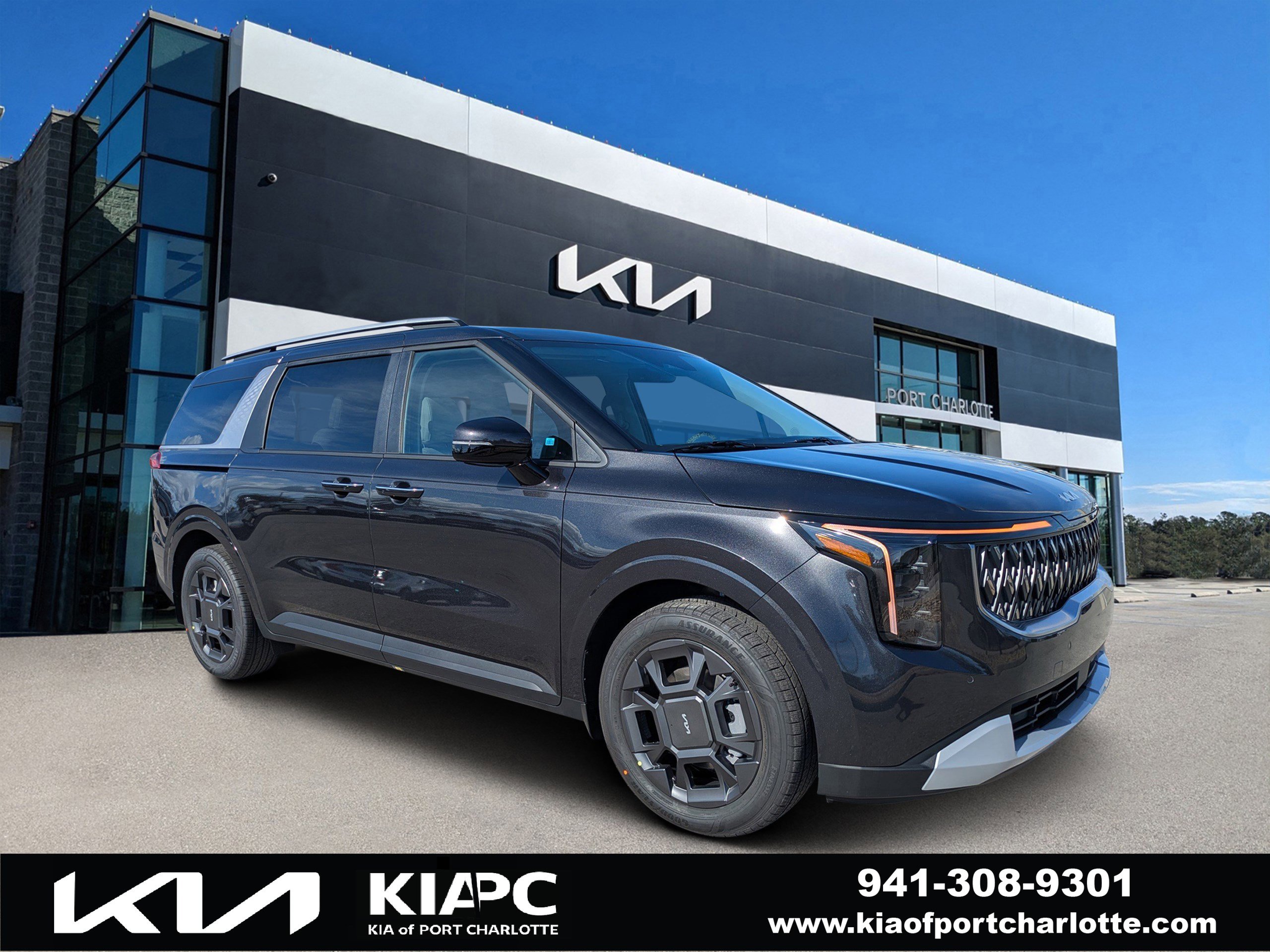 2026 Kia Carnival EX's photo