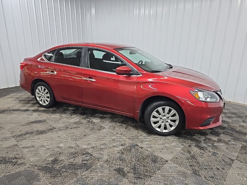 2017 Nissan Sentra SV's photo