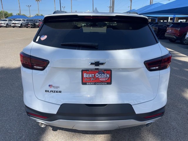 2025 Chevrolet Blazer 2LT photo 4