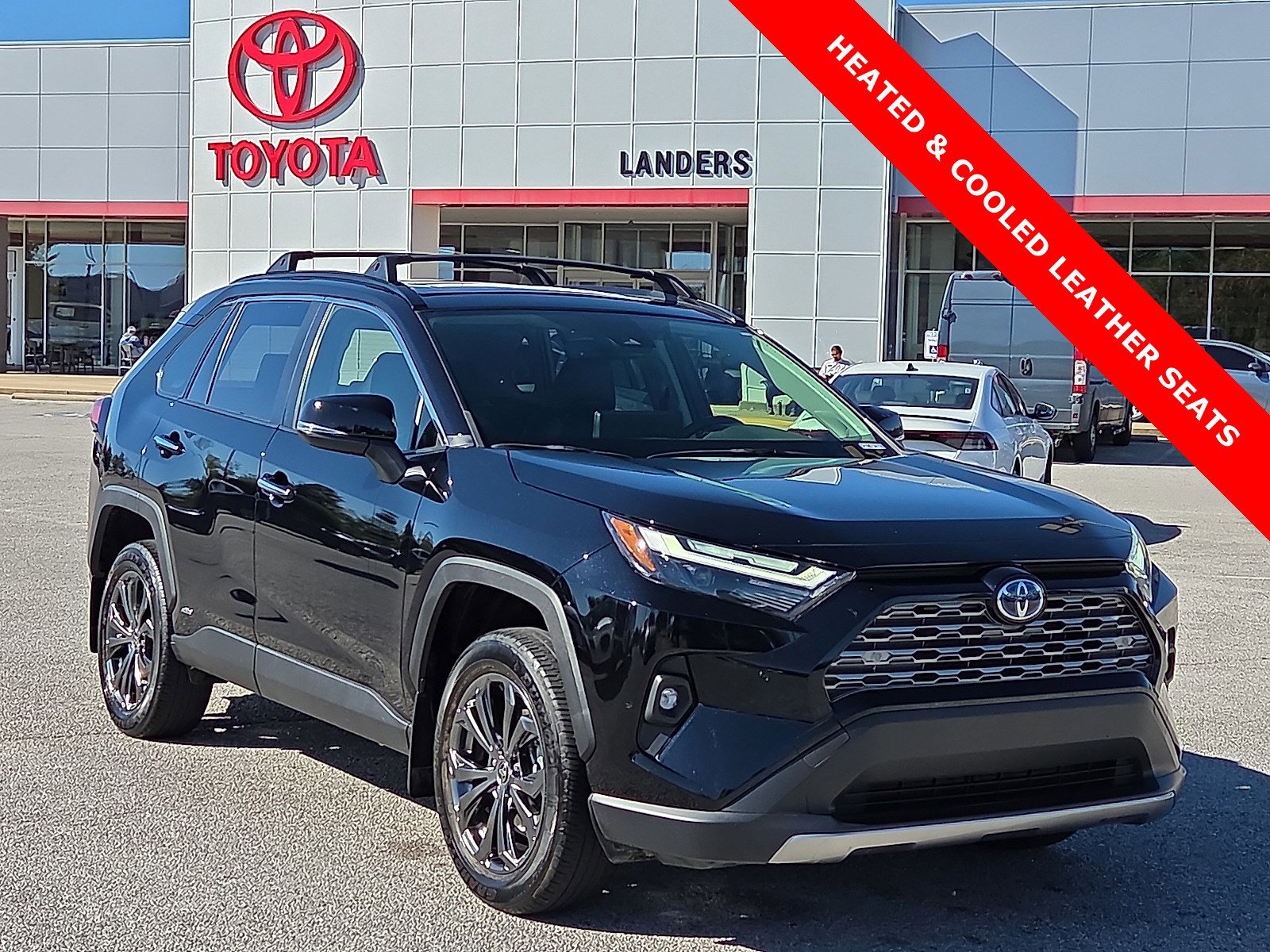 2023 Toyota RAV4 Limited's photo