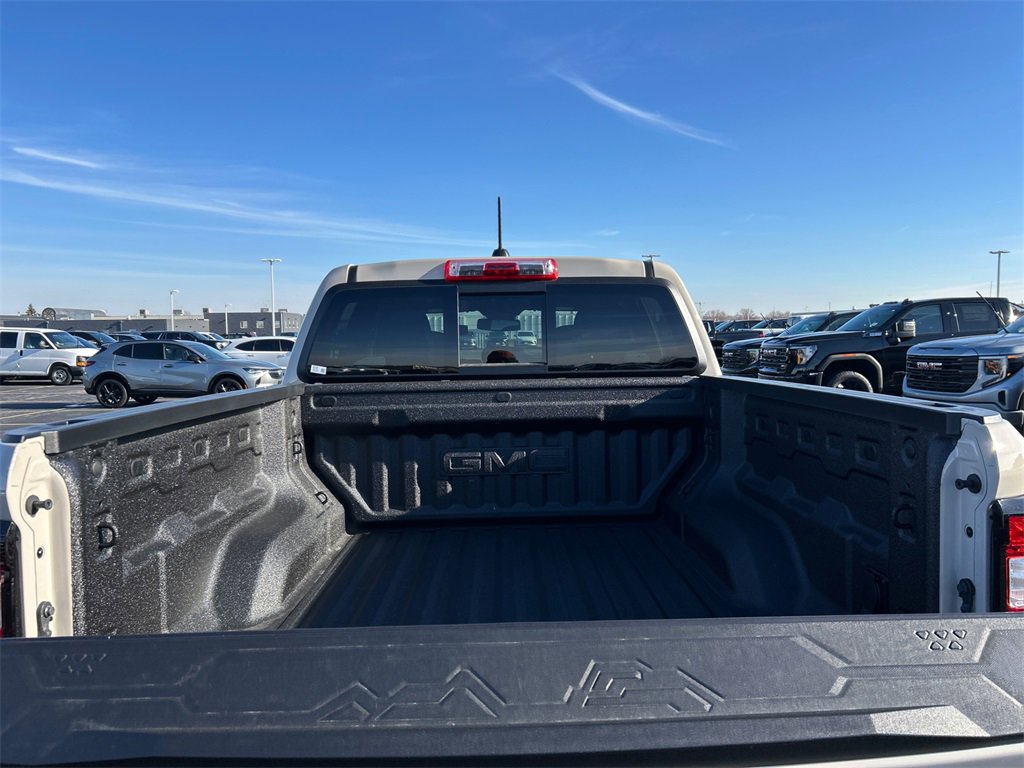 2026 GMC CANYON - Image 34
