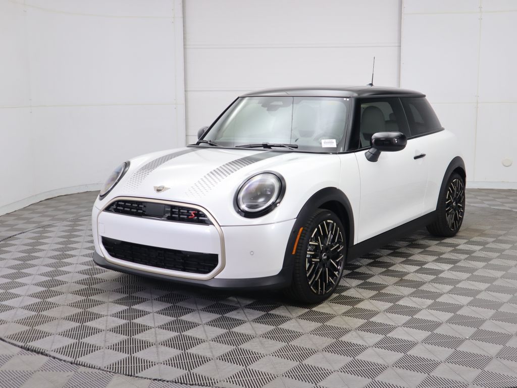 2026 MINI Hardtop 2 Door S's photo