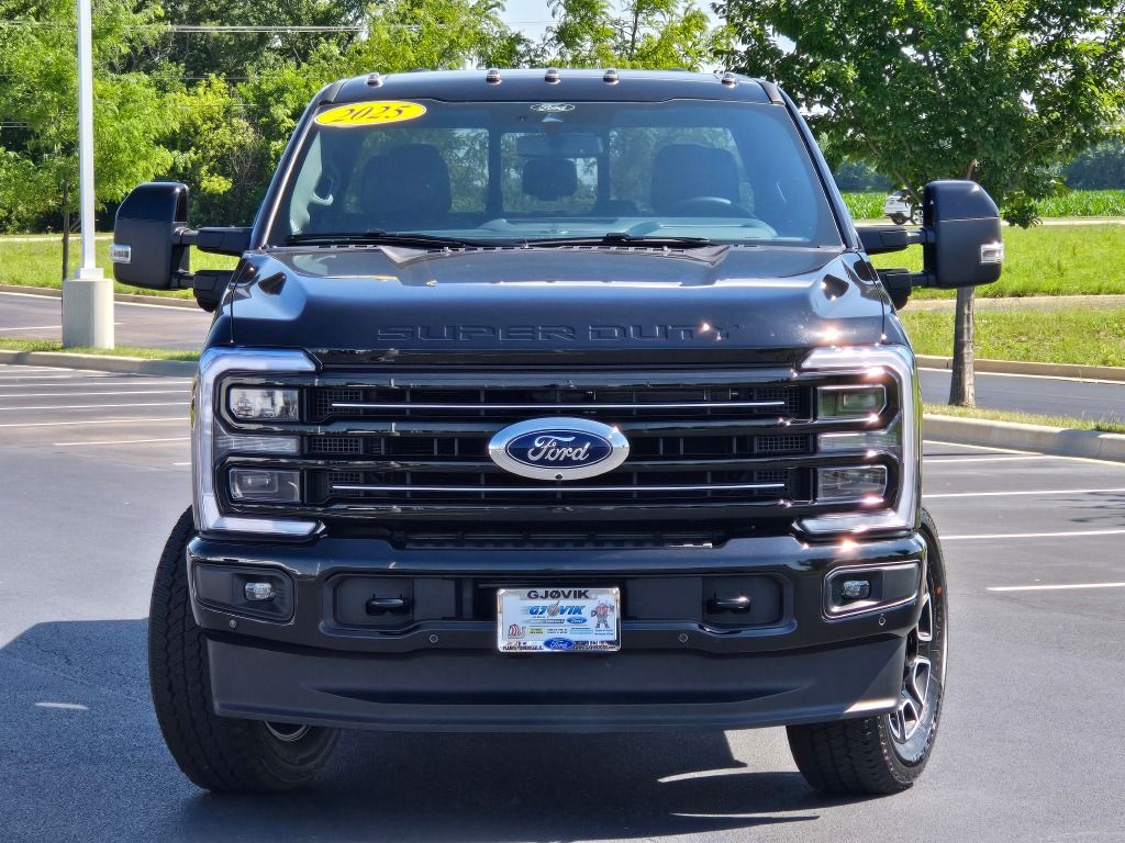 2025 Ford F-250 Platinum photo 3